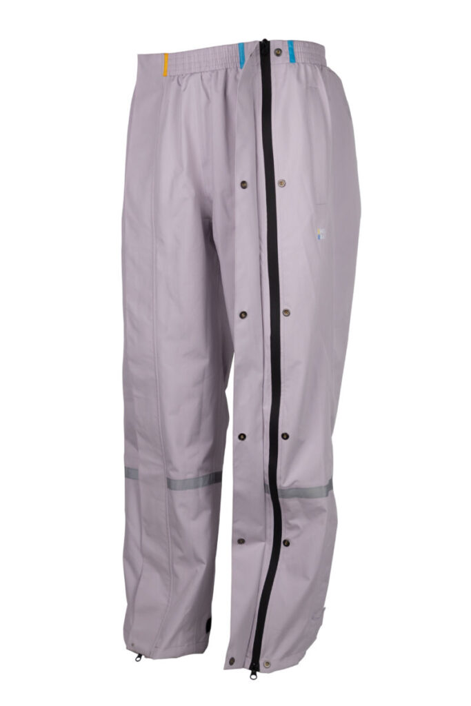 Product afbeelding van grijze premium regenbroek met zichtbaarheid op ritssluiting.